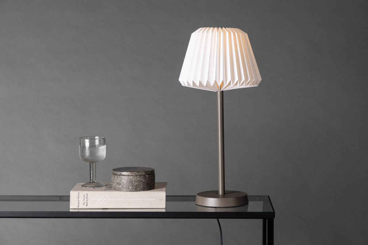 TANDÅDALEN table lamp