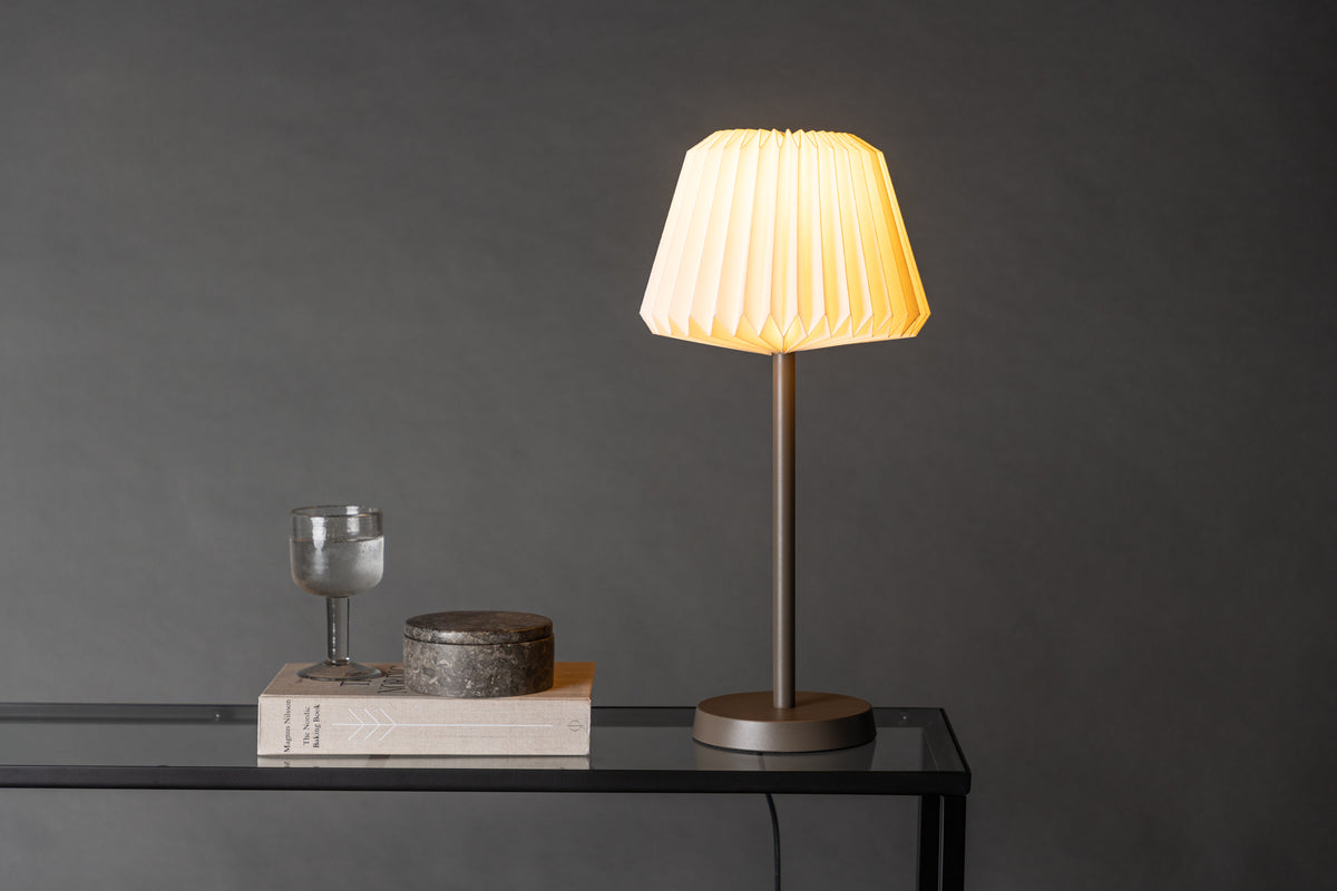 TANDÅDALEN table lamp